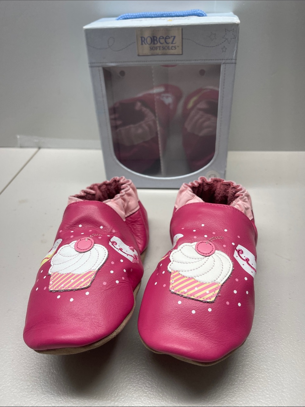 Robeez Soft Soles Leather Shoes Petite Cakes Fuchsia Cupcake NEW Box 5-6 Years